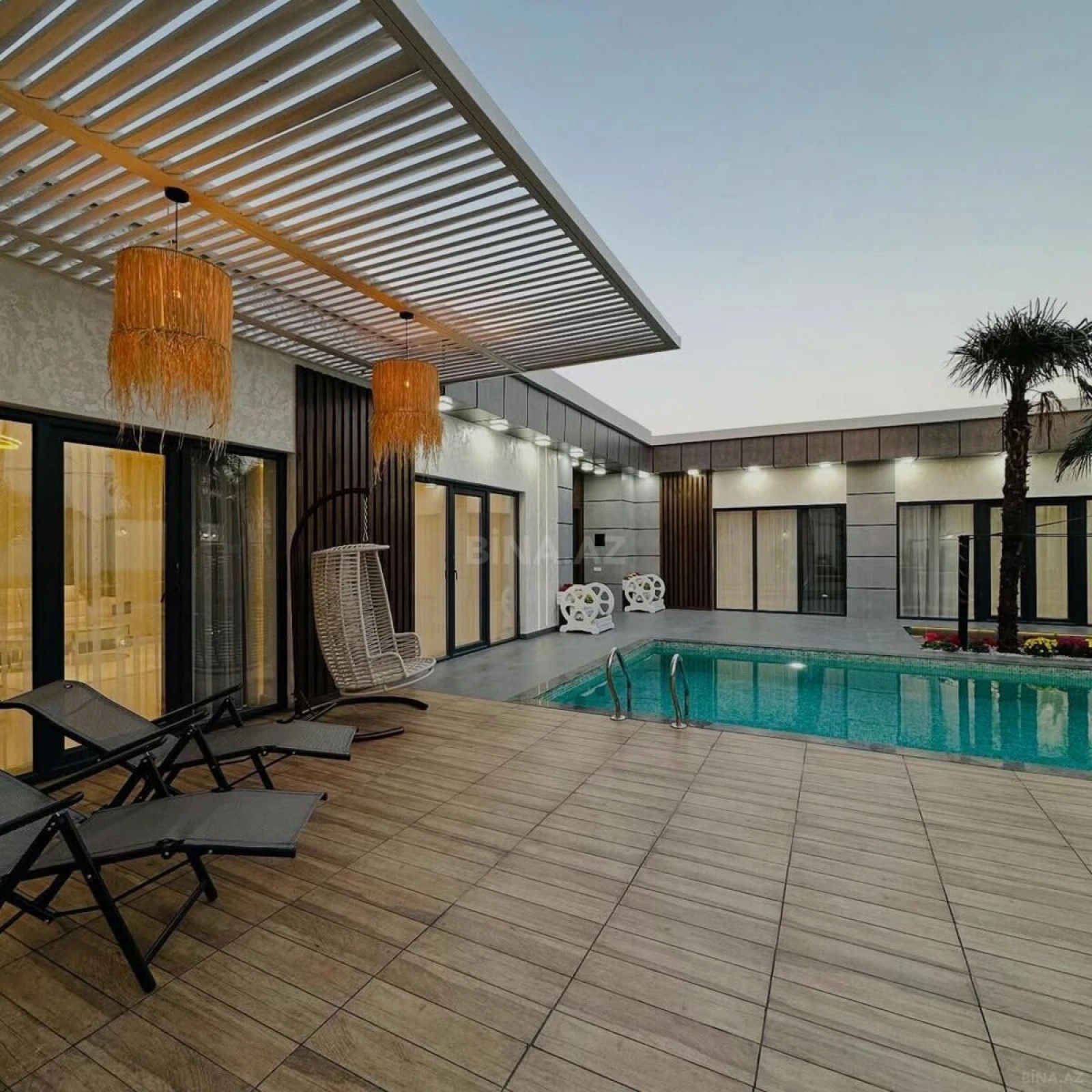 Kirayə verilir 4 otaqlı həyət evi 360 m²