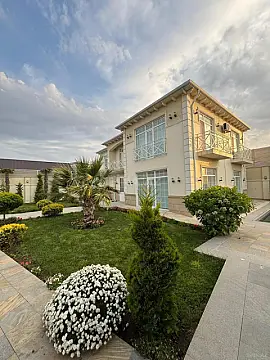 Kirayə verilir 6 otaqlı həyət evi 360 m²