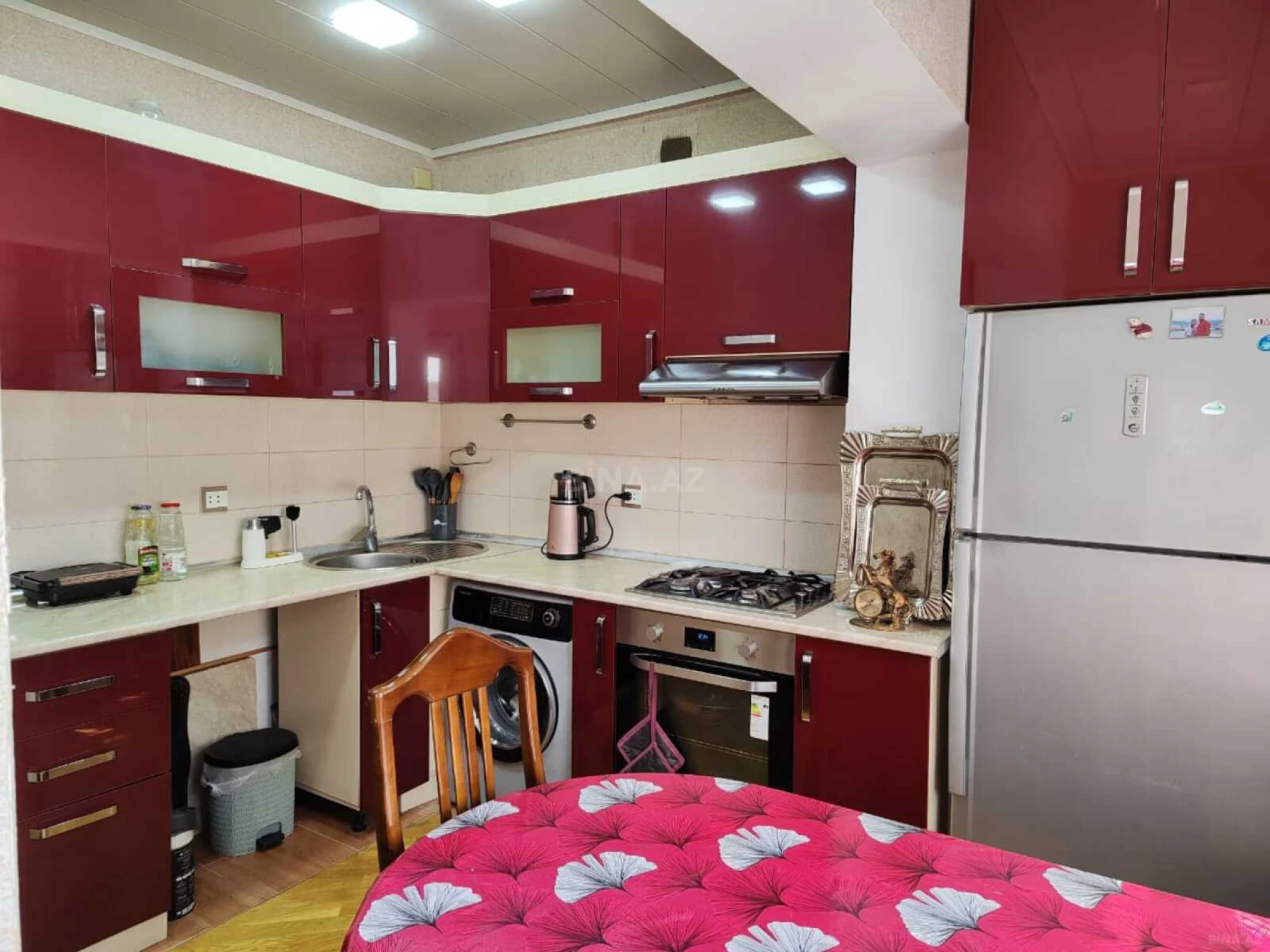 Satılır 3 otaqlı mənzil 85 m²