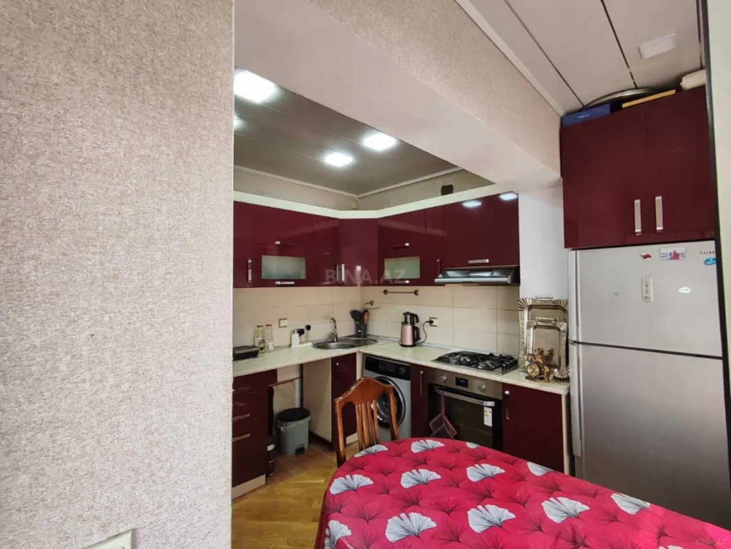 Satılır 3 otaqlı mənzil 85 m²