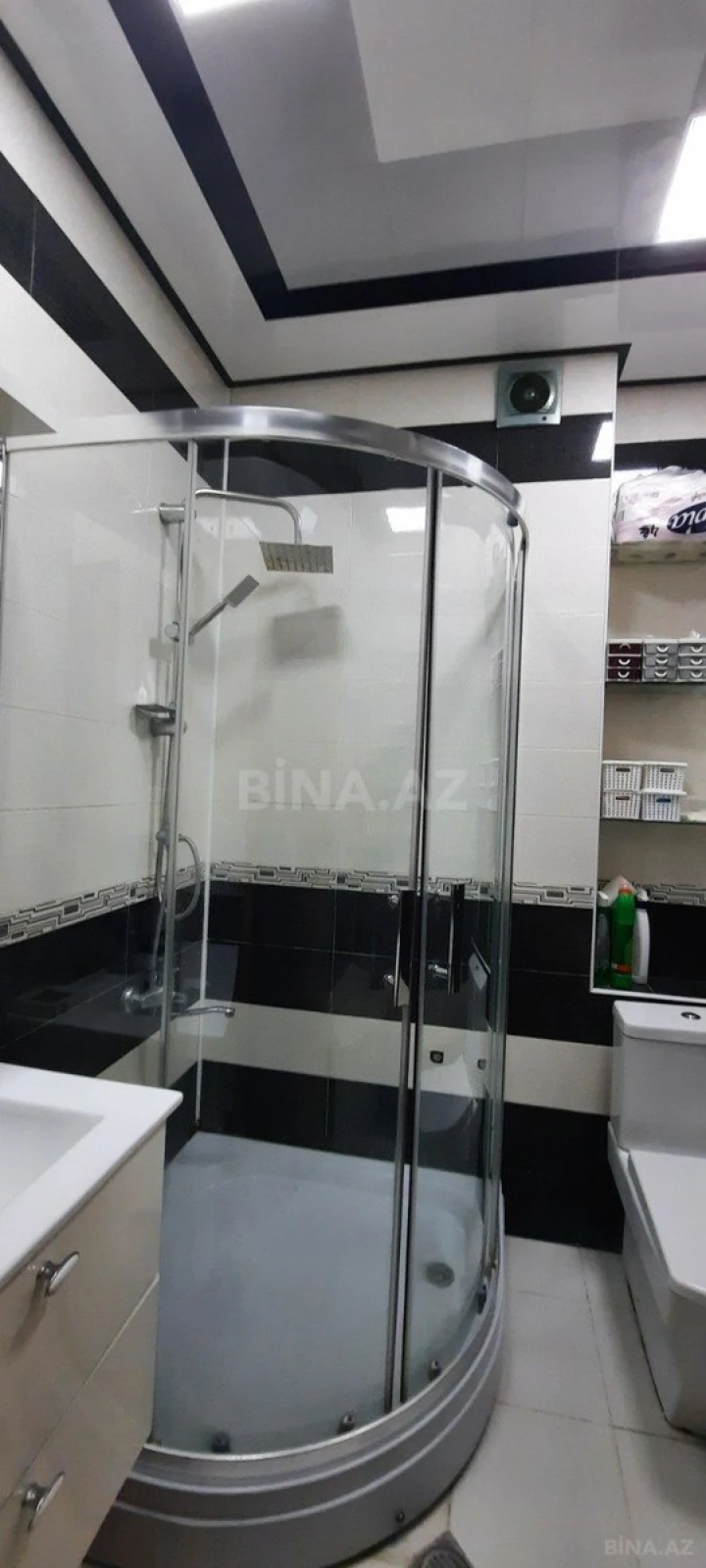 Satılır 4 otaqlı mənzil 120 m²