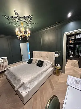 Satılır 5 otaqlı mənzil 240 m²