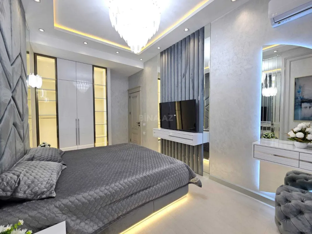 Satılır 3 otaqlı mənzil 120 m²