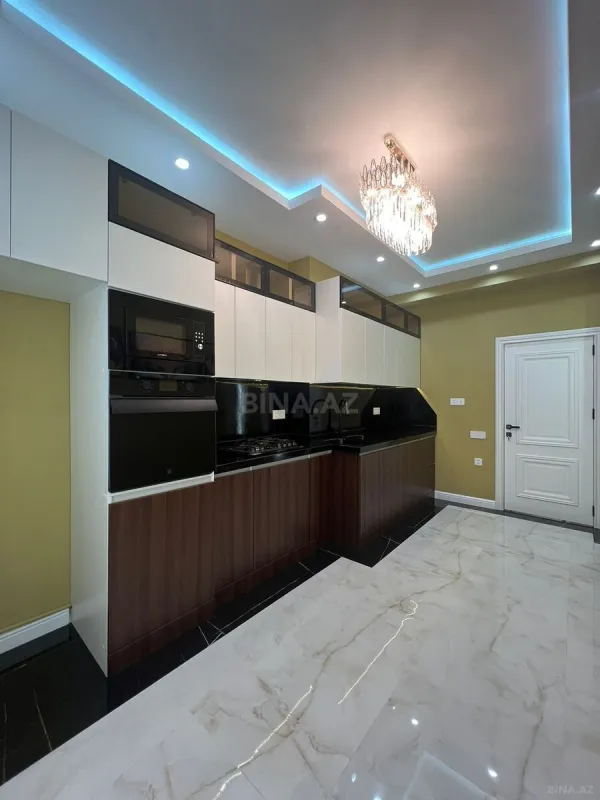 Satılır 3 otaqlı mənzil 120 m²