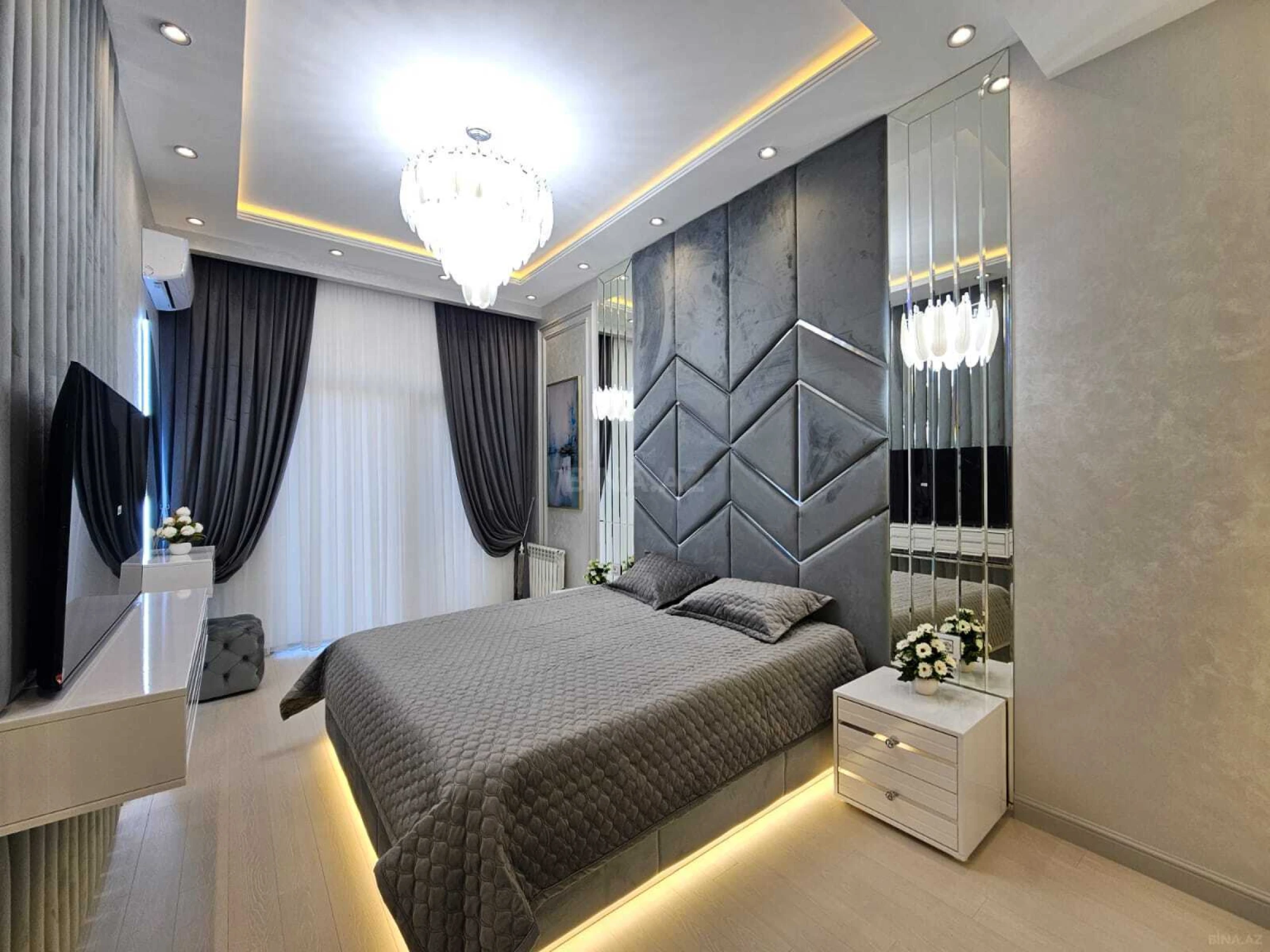 Satılır 3 otaqlı mənzil 120 m²