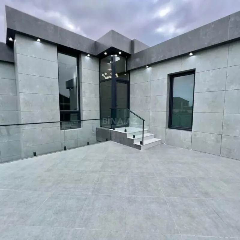 Kirayə verilir 5 otaqlı həyət evi 360 m²