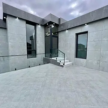 Kirayə verilir 5 otaqlı həyət evi 360 m²