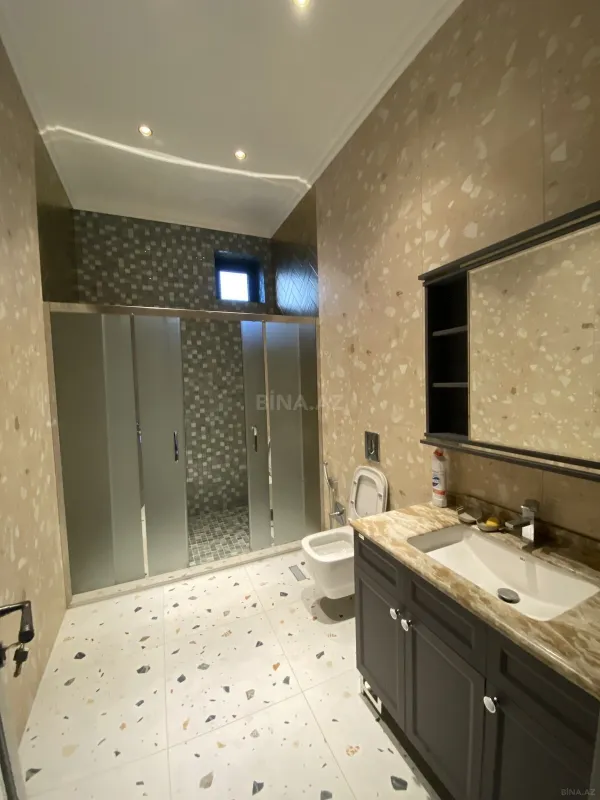 Kirayə verilir 5 otaqlı həyət evi 360 m²