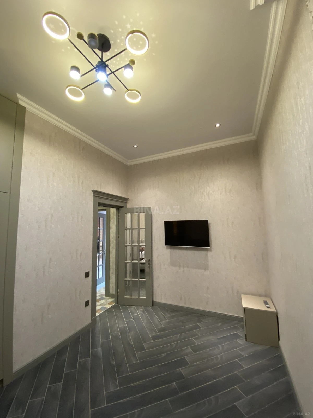 Kirayə verilir 5 otaqlı həyət evi 360 m²
