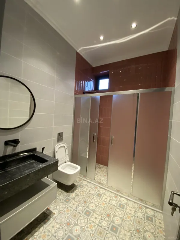 Kirayə verilir 5 otaqlı həyət evi 360 m²