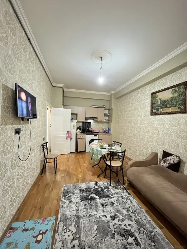 Satılır 2 otaqlı mənzil 44 m²