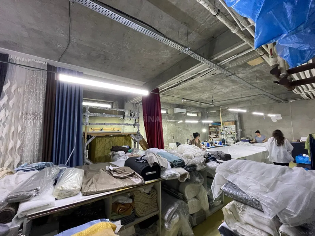 Satılır obyekt 511 m²