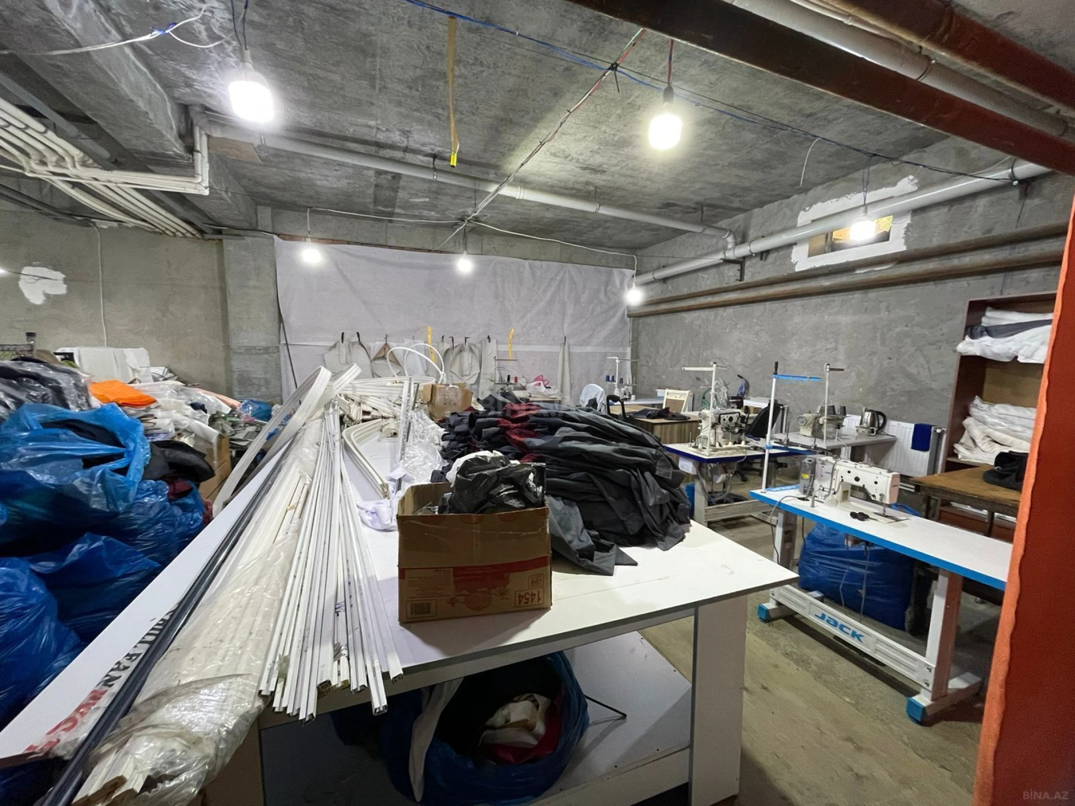 Satılır obyekt 511 m²