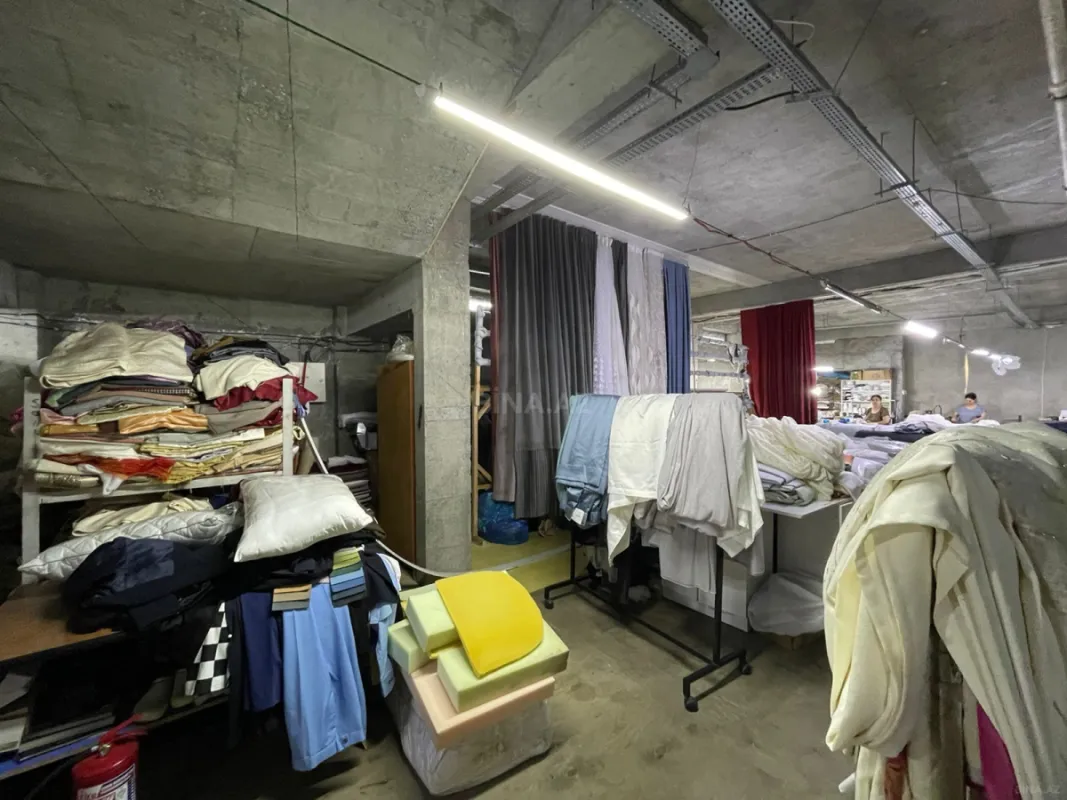 Satılır obyekt 511 m²