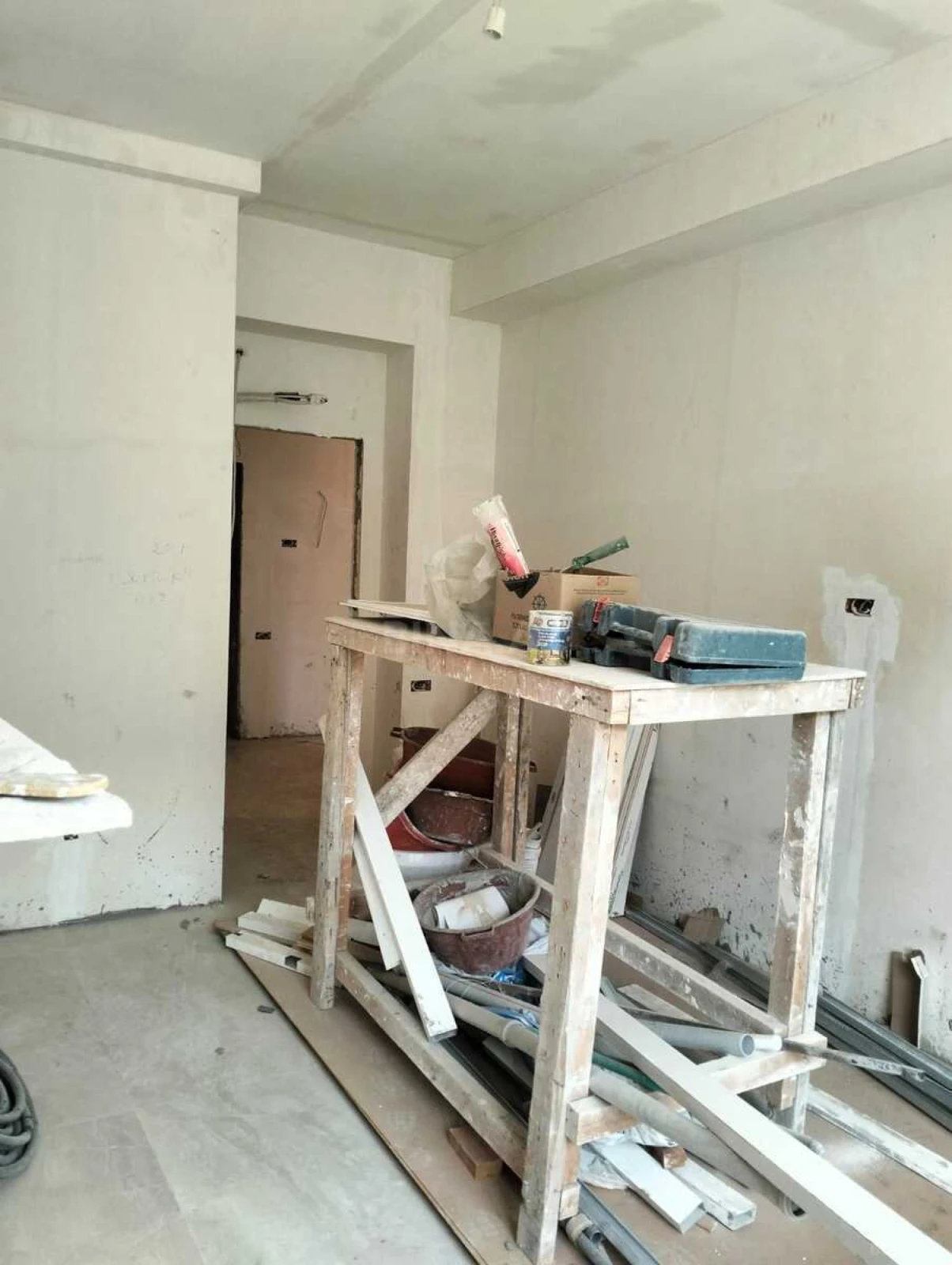 Satılır 3 otaqlı mənzil 129 m²