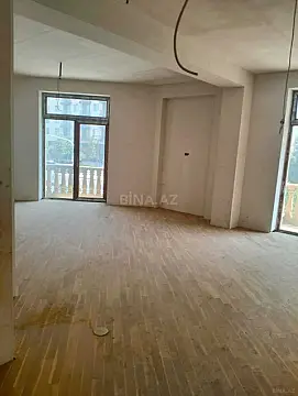 Satılır 3 otaqlı mənzil 129 m²