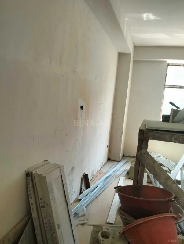 Satılır 3 otaqlı mənzil 129 m²