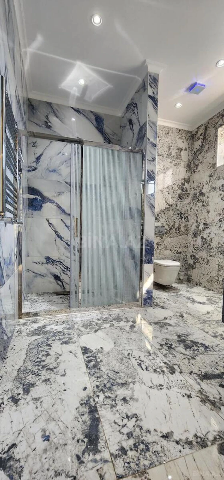 Kirayə verilir 5 otaqlı həyət evi 360 m²