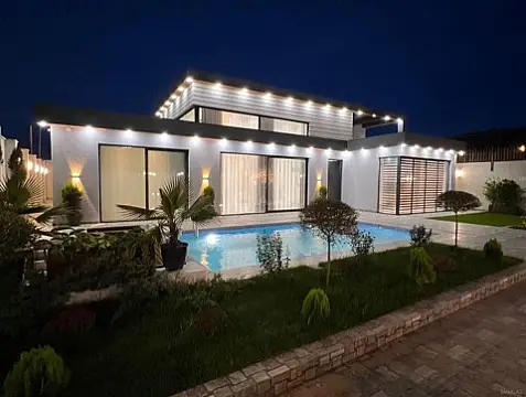 Kirayə verilir 5 otaqlı həyət evi 360 m²