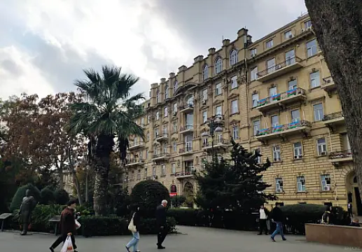 Satılır obyekt 322 m² — Bakı, Sahil qəs. 322.00 m²