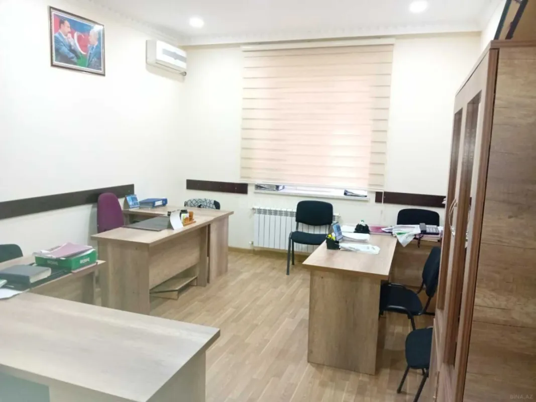 Satılır obyekt 322 m²