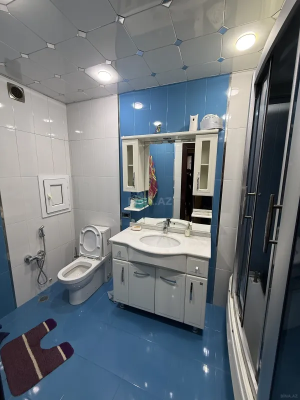 Satılır 3 otaqlı mənzil 125 m²