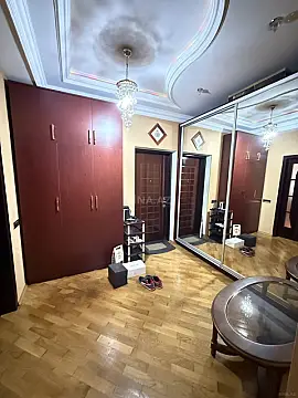 Satılır 3 otaqlı mənzil 125 m²