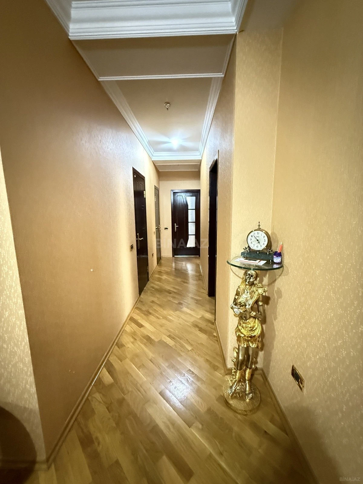 Satılır 3 otaqlı mənzil 125 m²