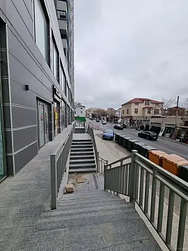 Kirayə verilir obyekt 65 m²