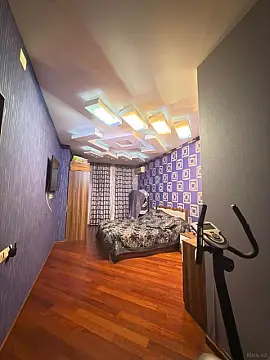 Satılır 4 otaqlı mənzil 167 m²