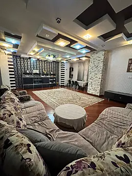 Satılır 4 otaqlı mənzil 167 m²