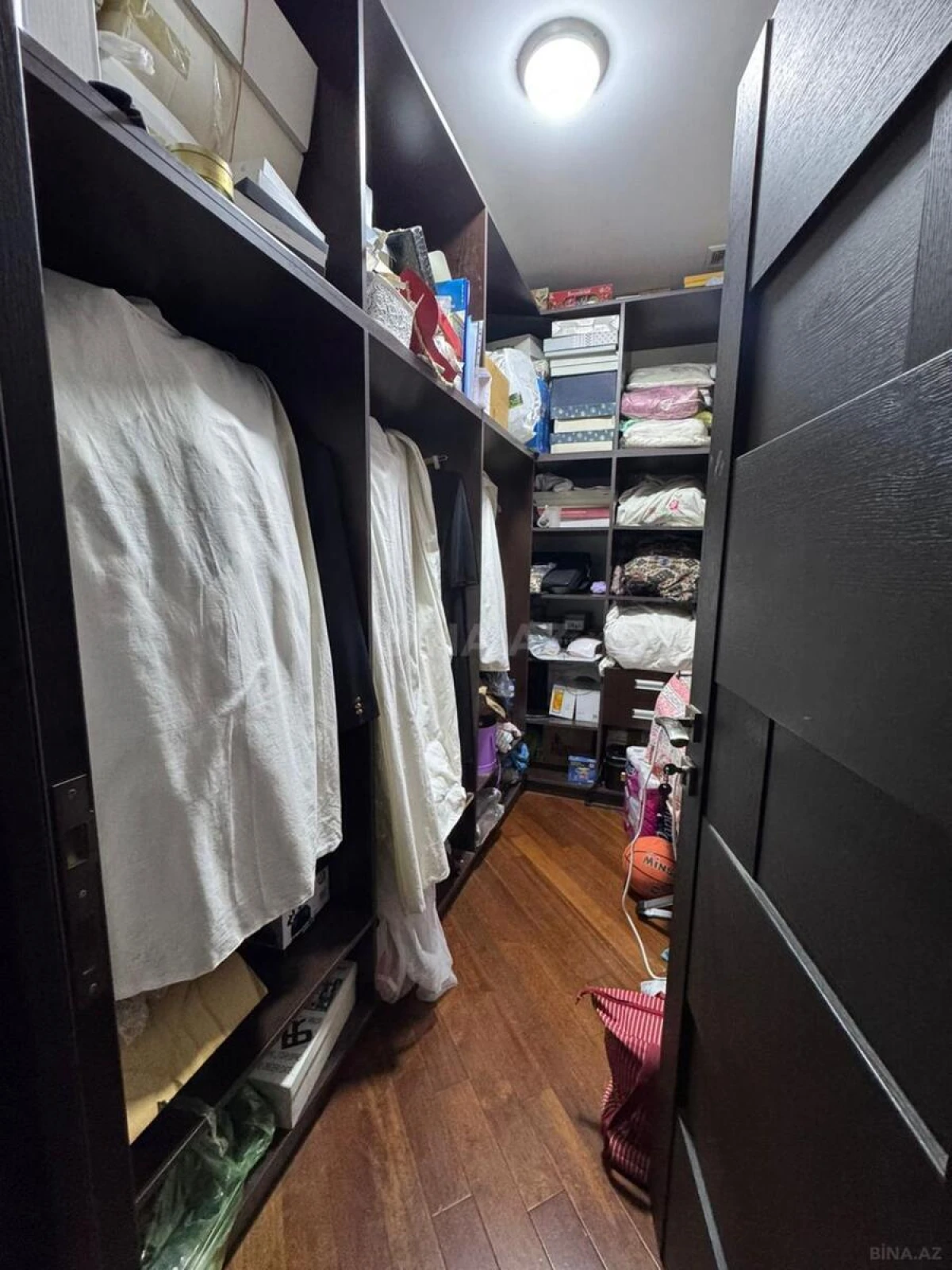 Satılır 4 otaqlı mənzil 167 m²