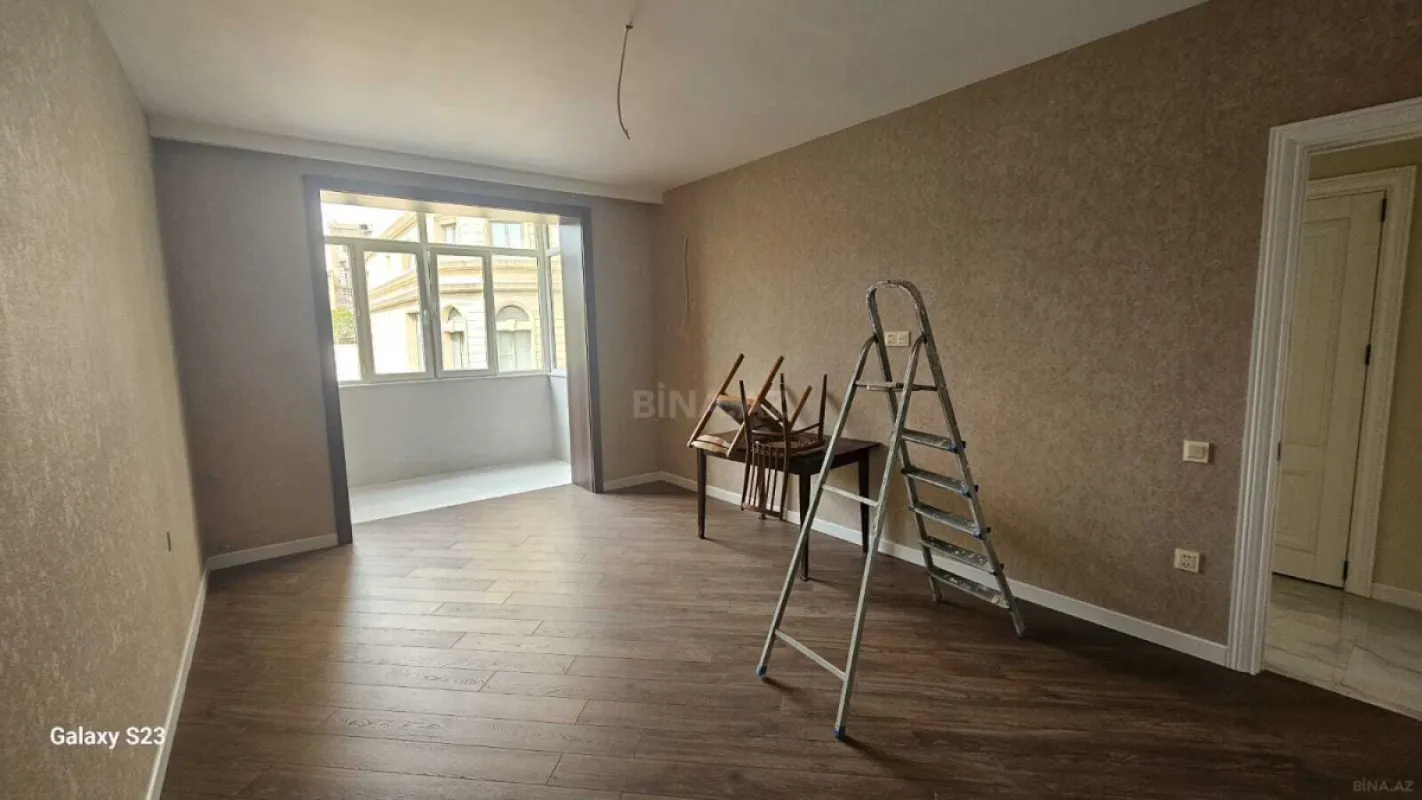 Satılır 3 otaqlı mənzil 80 m²