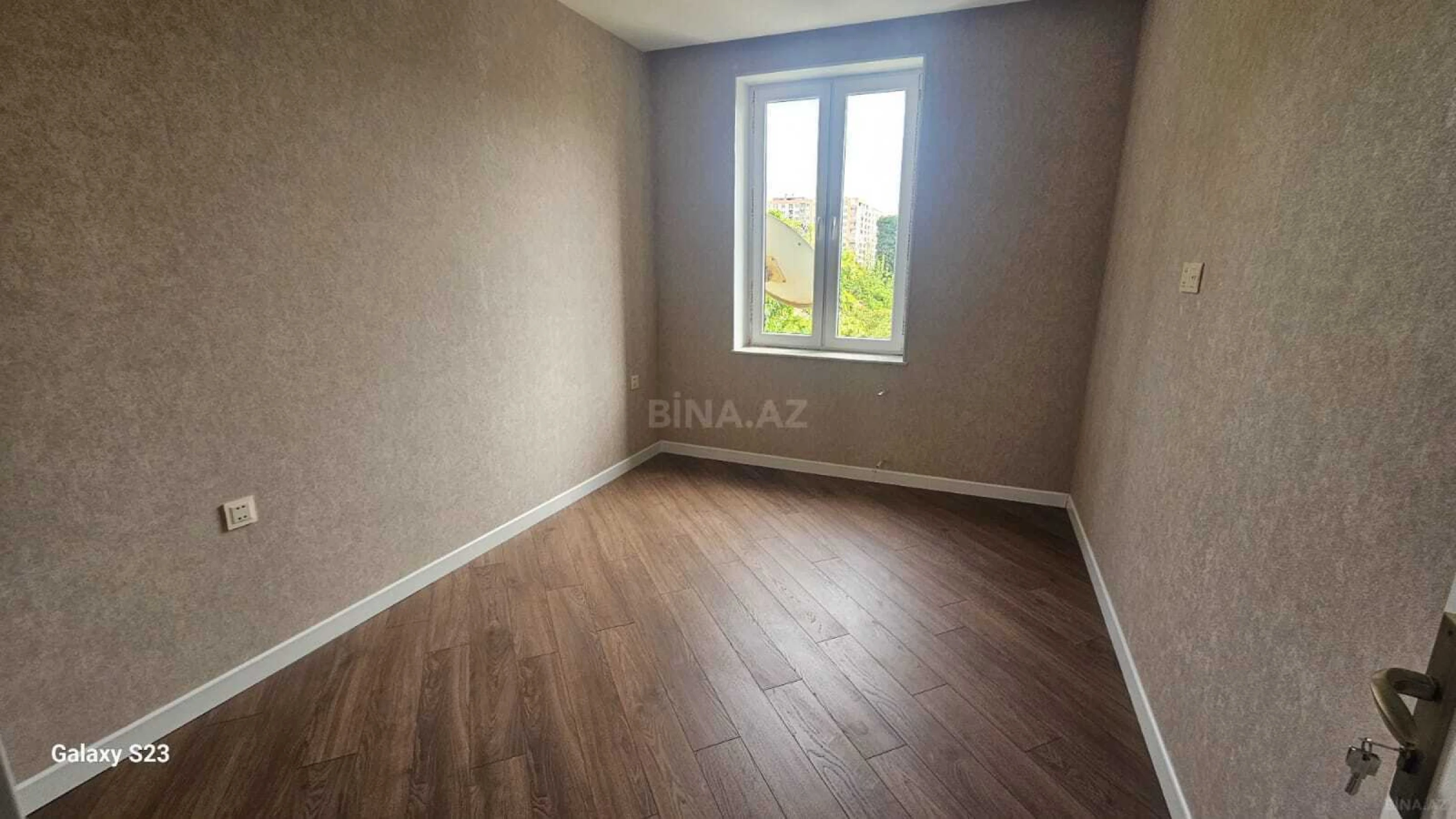 Satılır 3 otaqlı mənzil 80 m²