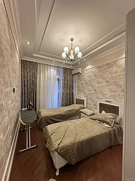 Satılır 3 otaqlı mənzil 117 m²