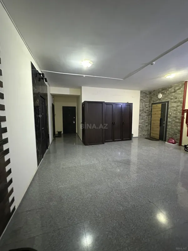 Satılır 3 otaqlı mənzil 117 m²