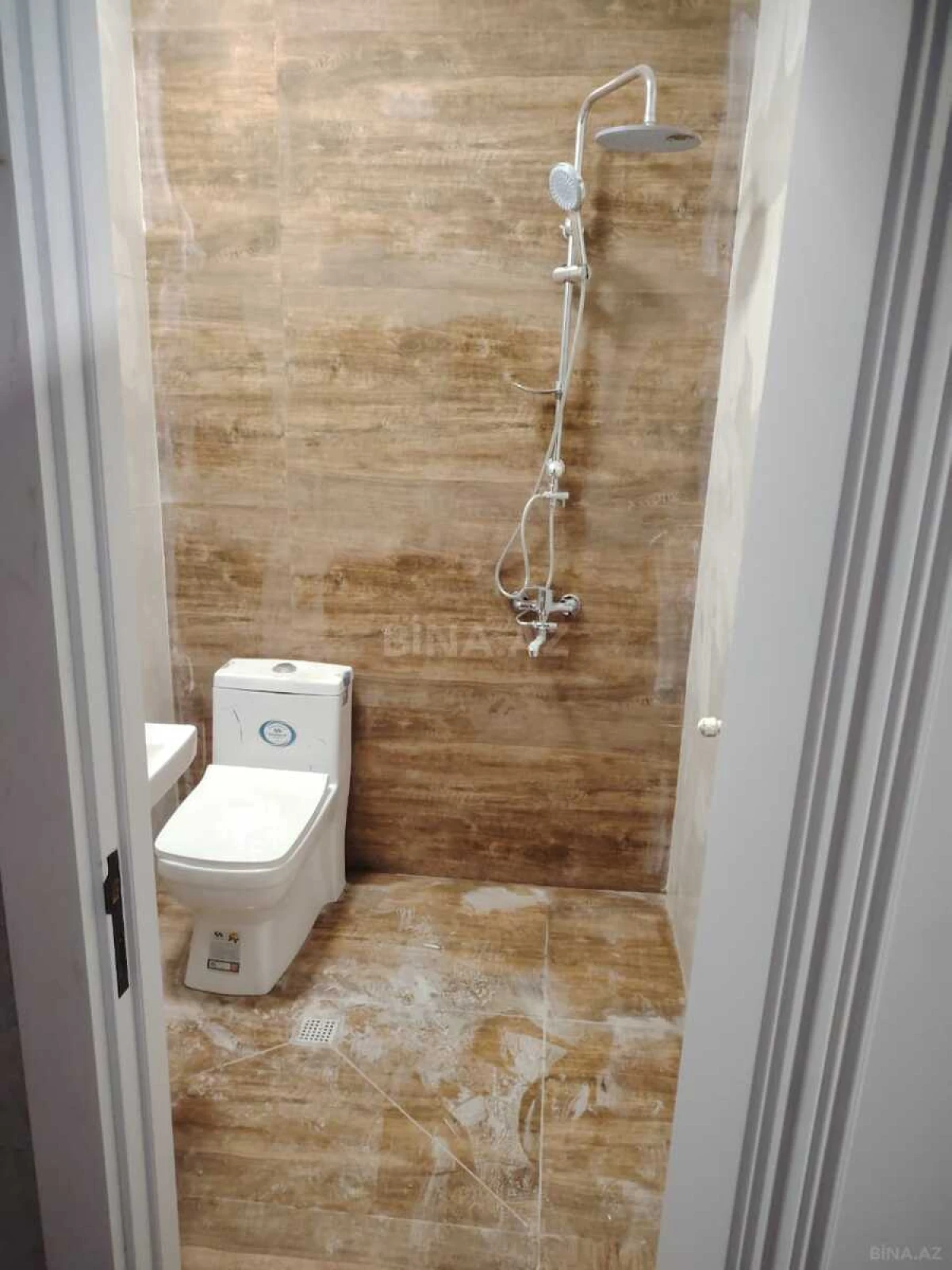 Satılır 2 otaqlı mənzil 85 m²