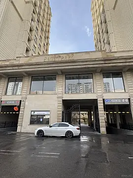 Satılır 2 otaqlı mənzil 85 m²