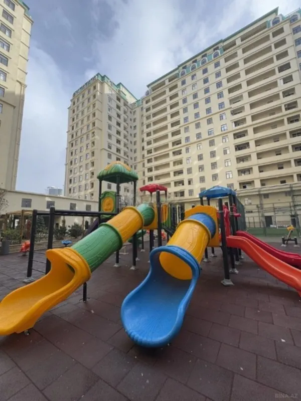 Satılır 2 otaqlı mənzil 85 m²