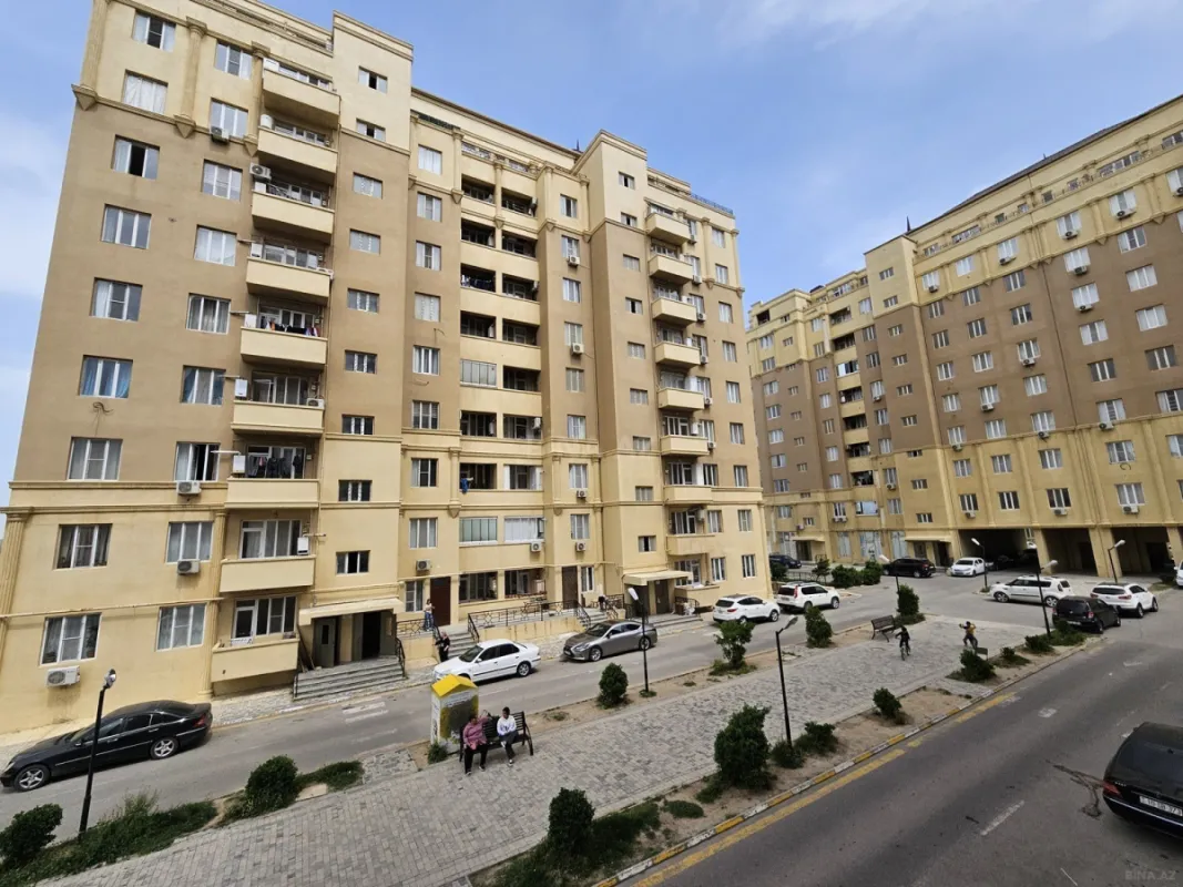 Satılır 2 otaqlı mənzil 68 m²