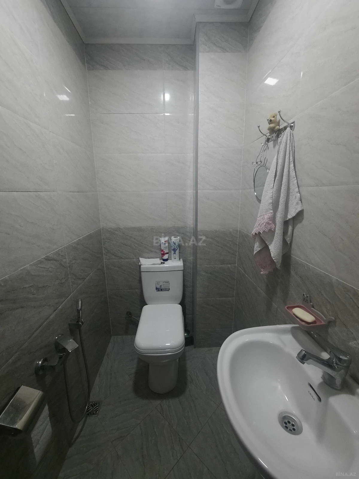 Satılır 2 otaqlı mənzil 68 m²