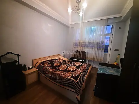 Satılır 2 otaqlı mənzil 68 m²