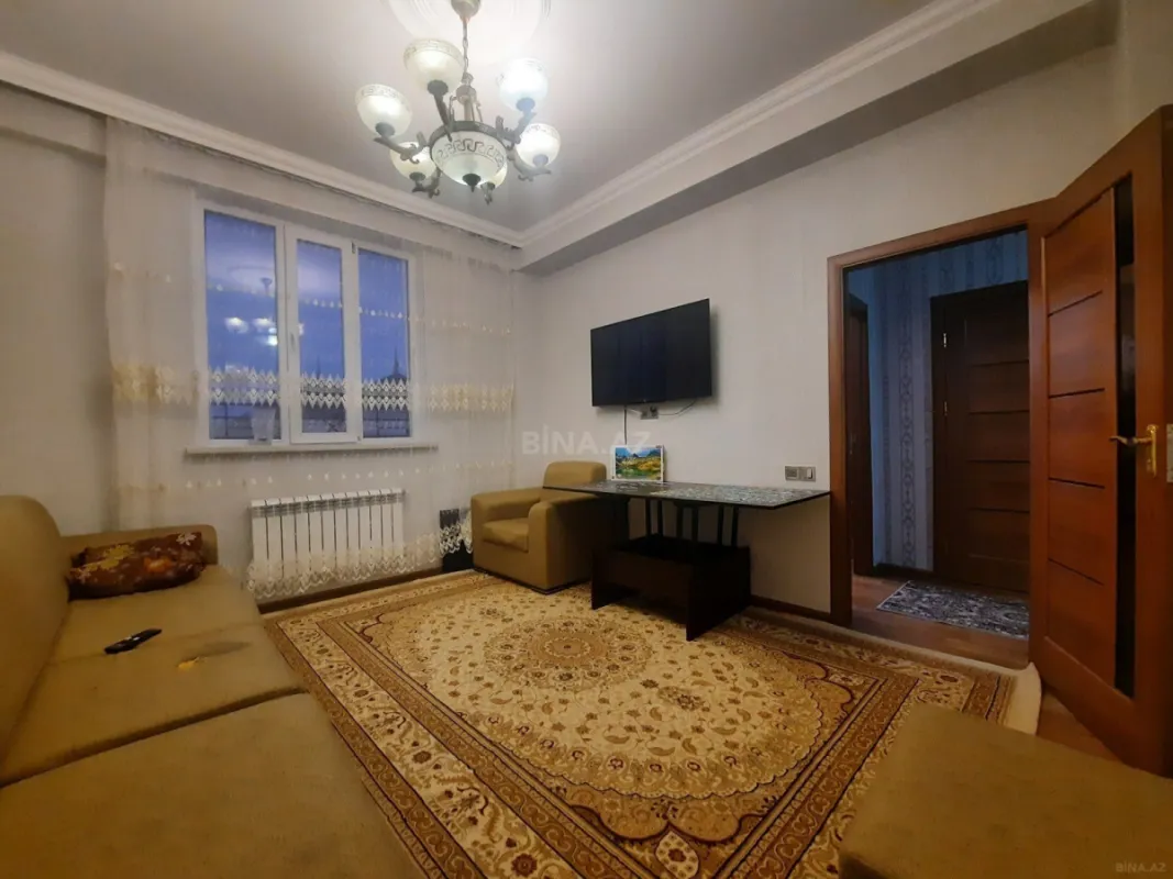 Satılır 2 otaqlı mənzil 68 m²