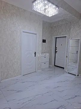 Satılır 4 otaqlı mənzil 115 m²