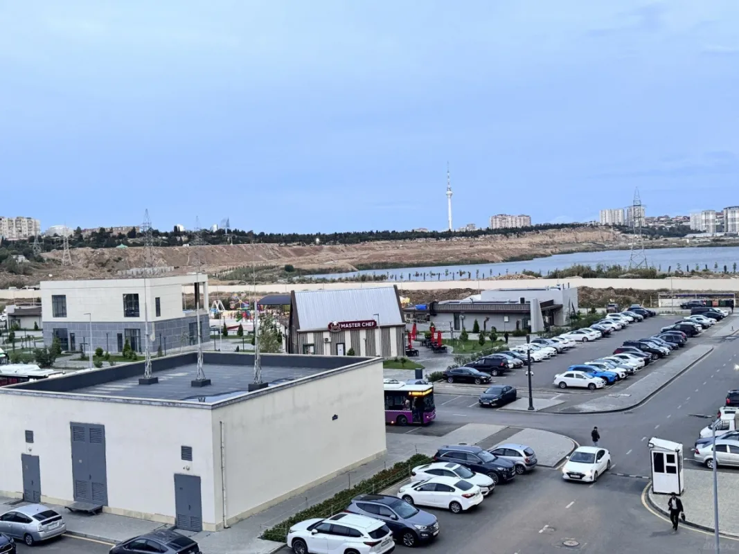 Satılır 4 otaqlı mənzil 115 m²