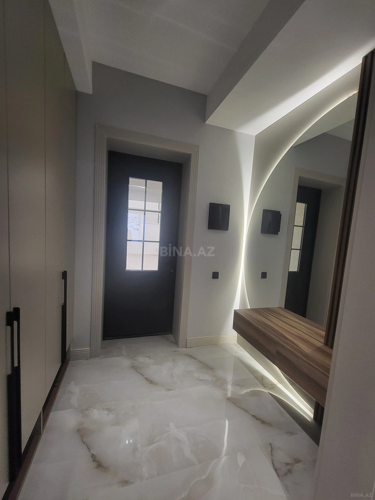 Satılır 4 otaqlı həyət evi 178 m²