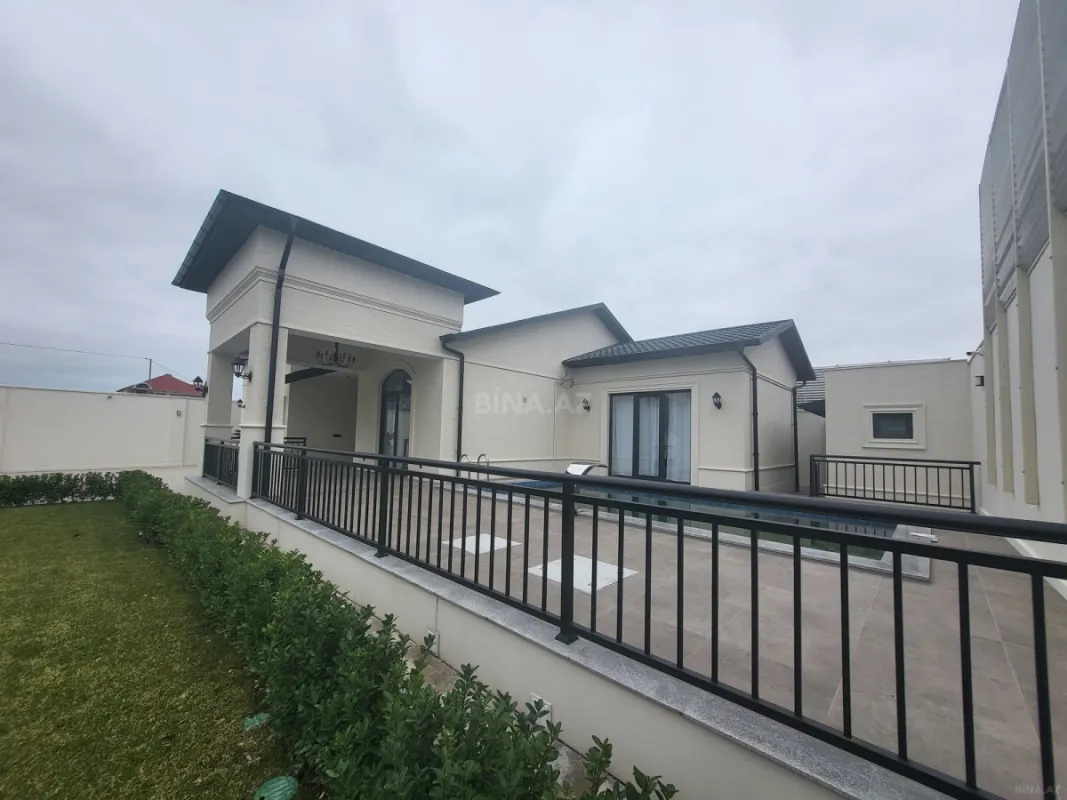 Satılır 4 otaqlı həyət evi 178 m²