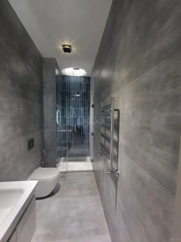 Satılır 4 otaqlı həyət evi 178 m²