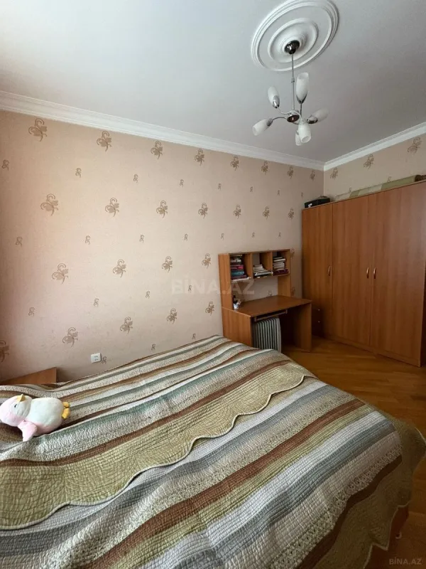 Satılır 3 otaqlı mənzil 115 m²