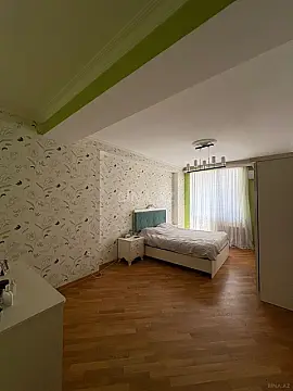 Satılır 3 otaqlı mənzil 115 m²